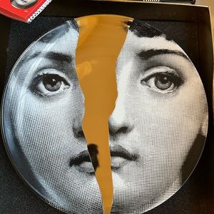 Tema E Variazioni n. 10 Broken Face Gold Wall Plate